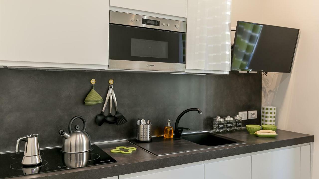 Vespri Apartments Milano Esterno foto