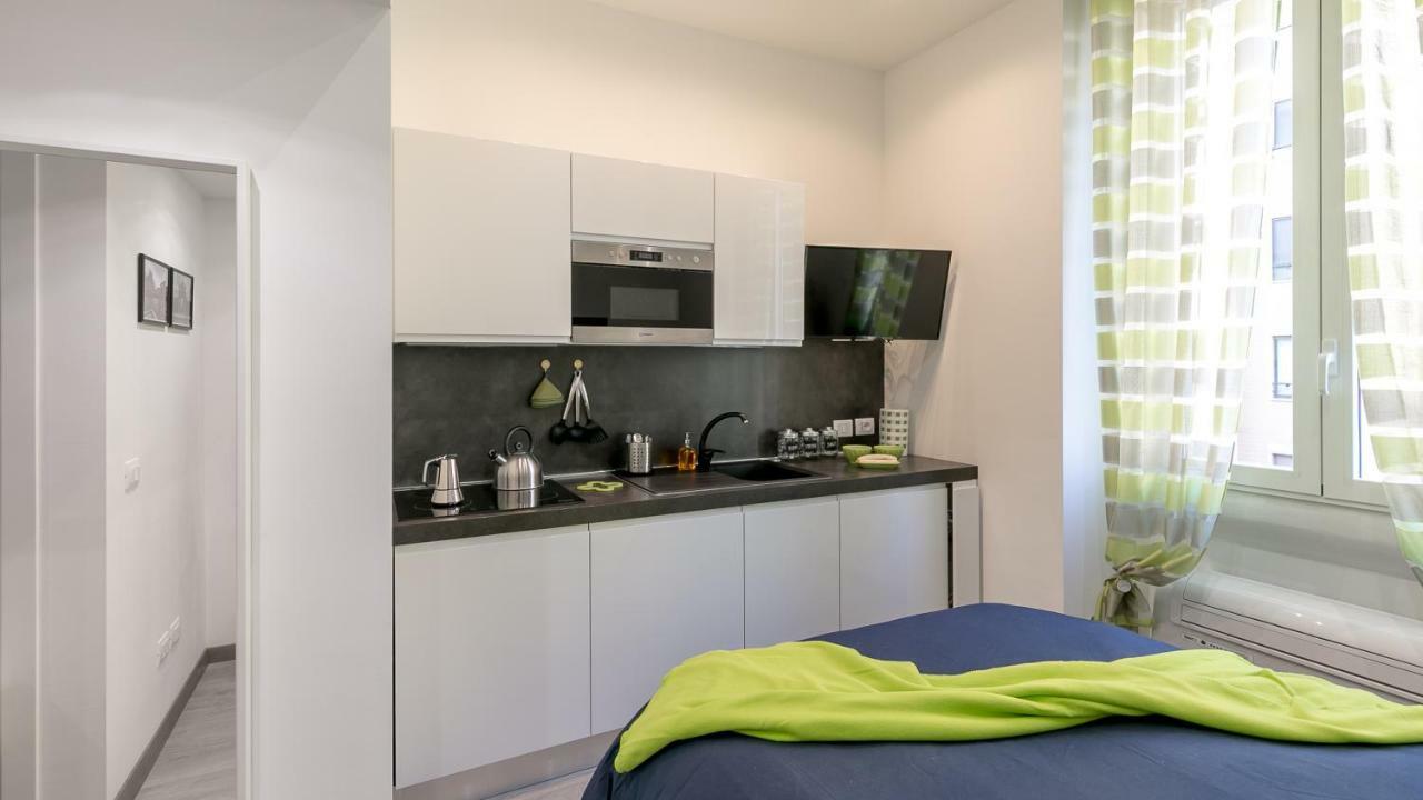 Vespri Apartments Milano Esterno foto